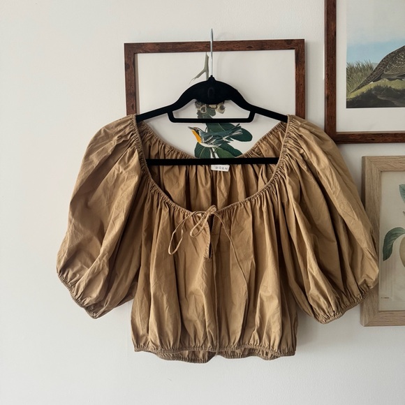 Doen Tops - EUC Doen Topaz Crop Blouse Medium
